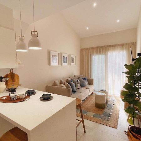 Poseidon'S Limnaria Apartment Paphos Ngoại thất bức ảnh