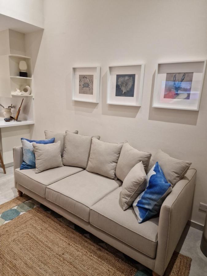Poseidon'S Limnaria Apartment Paphos Ngoại thất bức ảnh