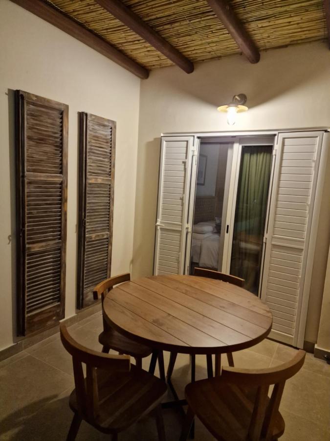 Poseidon'S Limnaria Apartment Paphos Ngoại thất bức ảnh