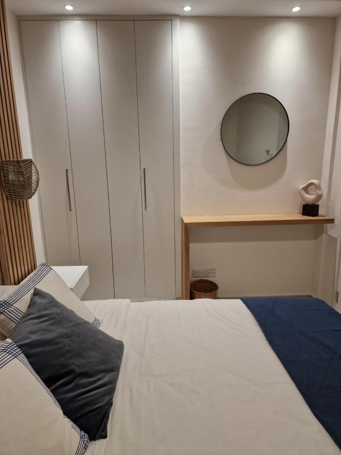 Poseidon'S Limnaria Apartment Paphos Ngoại thất bức ảnh