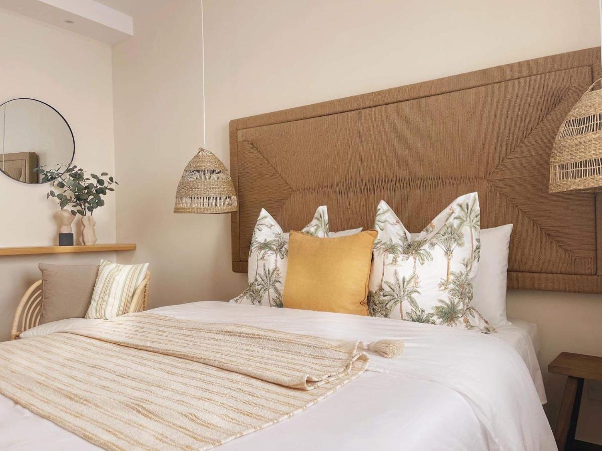 Poseidon'S Limnaria Apartment Paphos Ngoại thất bức ảnh